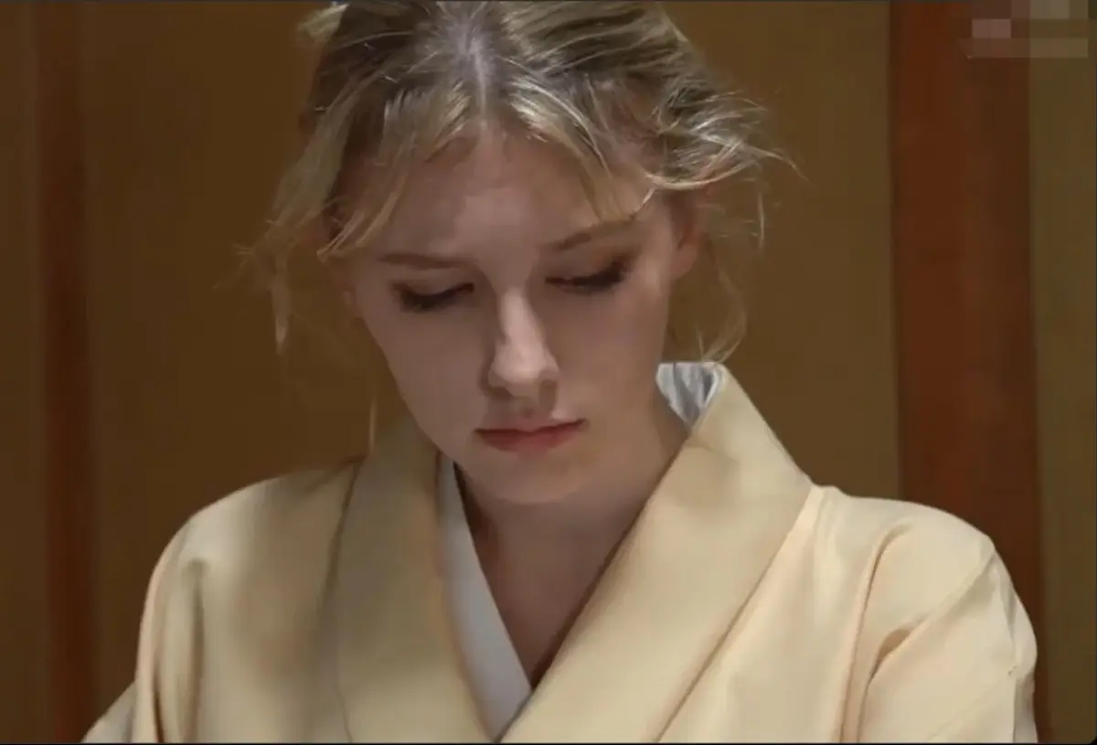 《少女的忠诚》HD超清未删减版免费观看-《少女的忠诚》麦乐迪主演电影完整版-手机在线无广告播放