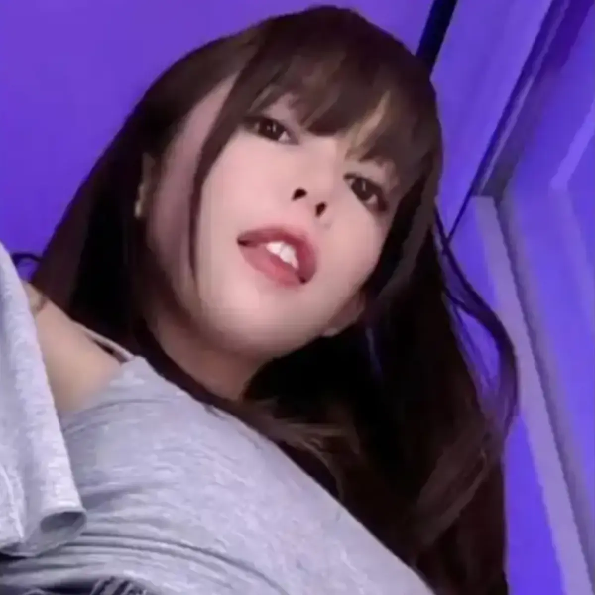 《绯红小猫KittyKum》高清HD无删减完整版-1080P全集在线观看-蓝光免费播放-绯红小猫KittyKum系列资源
